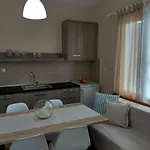 Skiron House Prázdninový dům *